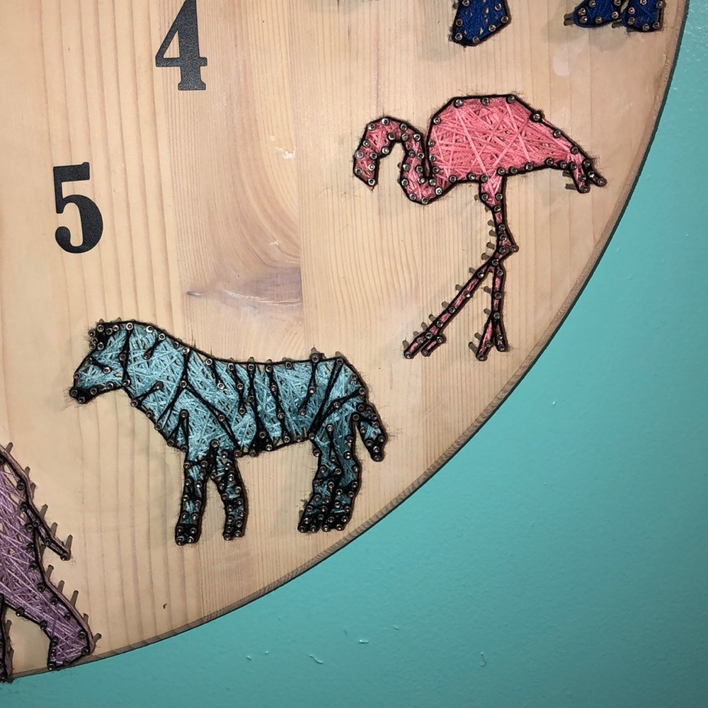 Animal string art clock - Picture 2 of 8